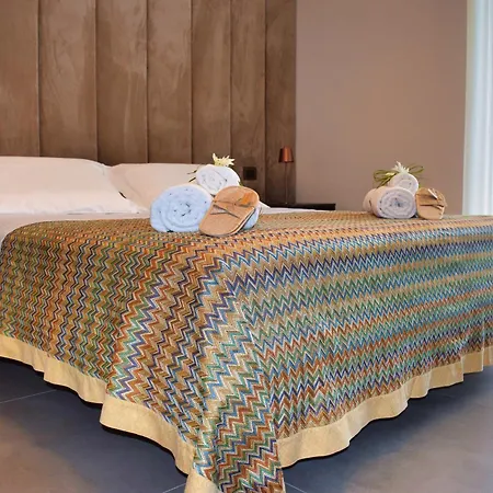 Dominus Luxury בית הארחה Capurso